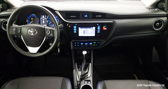 2020 Toyota Corolla Review: Tech Dash | CarMax