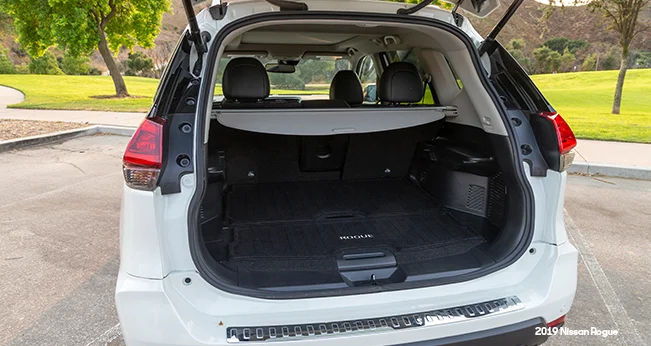 Nissan Rogue Review: Trunk | CarMax
