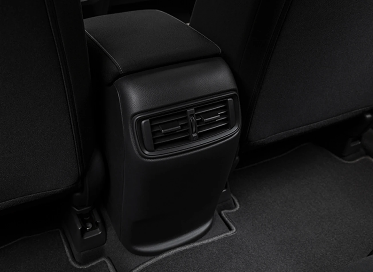 2018 Honda CR-V Review: Interior Trim | CarMax