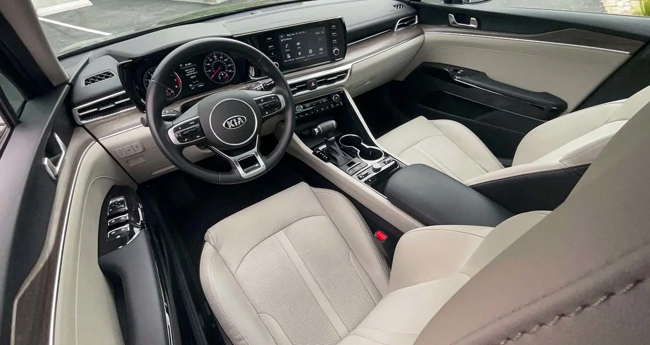 Ask the Experts: Kia K5 Review: Interior | CarMax