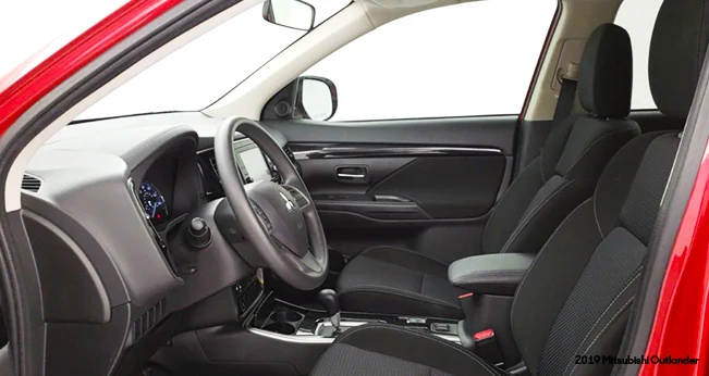 2020 Mitsubishi Outlander Review:Front Seats | CarMax
