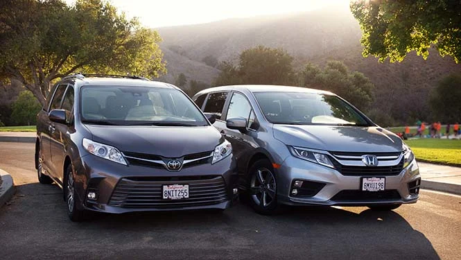 Minivan Comparison: Honda Odyssey vs. Toyota Sienna: Abstract | CarMax