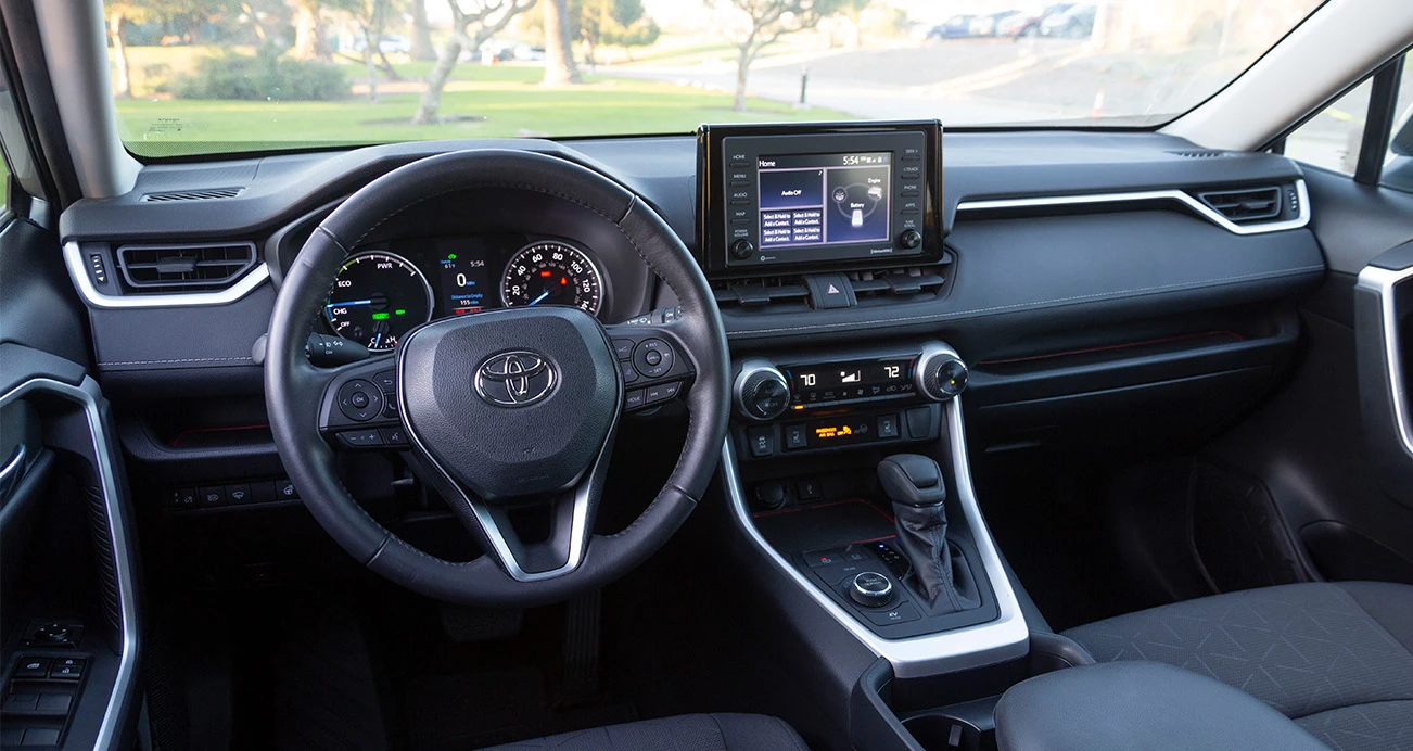 Ask the Expert: Toyota RAV4 Hybrid vs. Honda CR-V Hybrid: Toyota Steering Wheel | CarMax