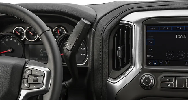 Chevrolet Silverado 1500 vs. Ford F-150: Chevrolet Silverado Performance | CarMax