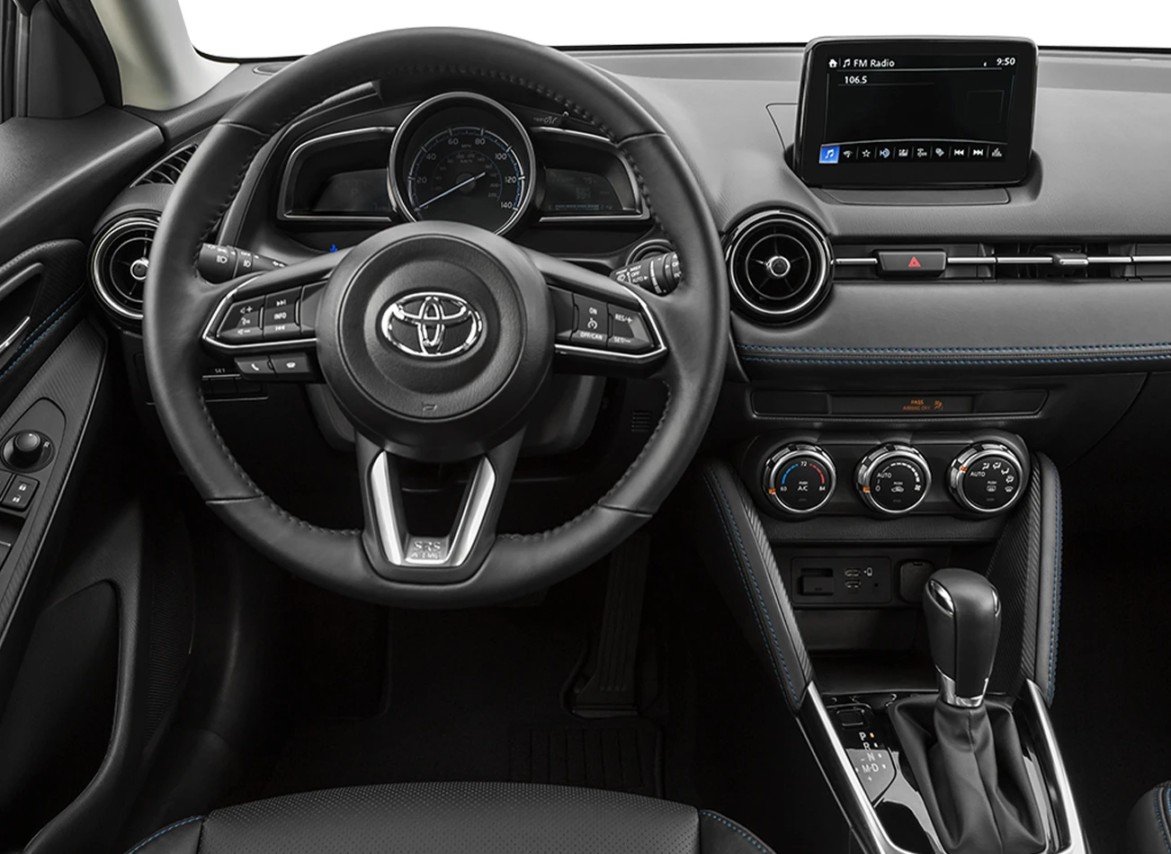 2020 Toyota Yaris: Dashboard | CarMax