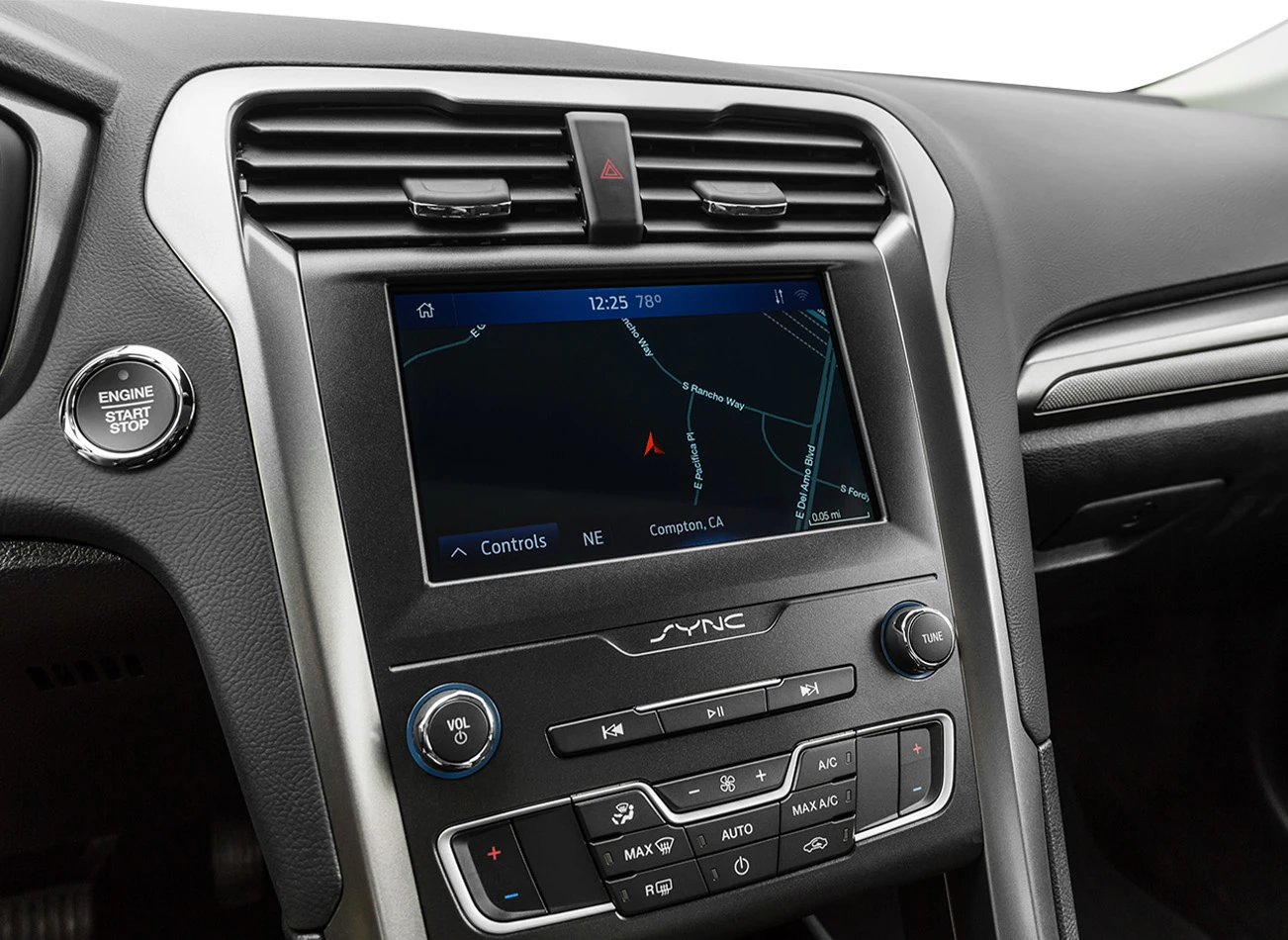 2020 Ford Fusion Hybrid: Infotainment | CarMax