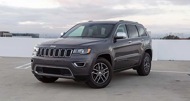 Ask the Expert: Jeep Cherokee vs. Grand Cherokee: Options Grand Cherokee | CarMax