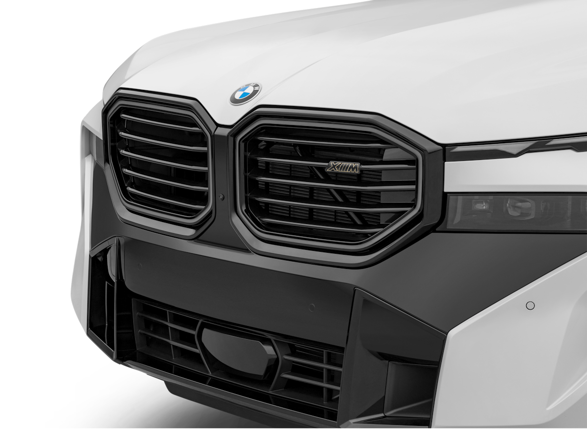 2025 BMW XM grill