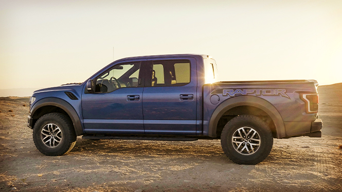 The 2017 Ford F-150 Raptor: A High-Speed Truck for Off-Road Fun
