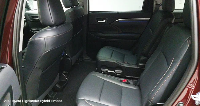 Toyota Highlander Hybrid Review: Backseats | CarMax