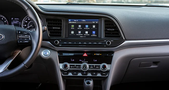 Hyundai Elantra vs. Hyundai Sonata Edmunds: Tech Elantra | CarMax