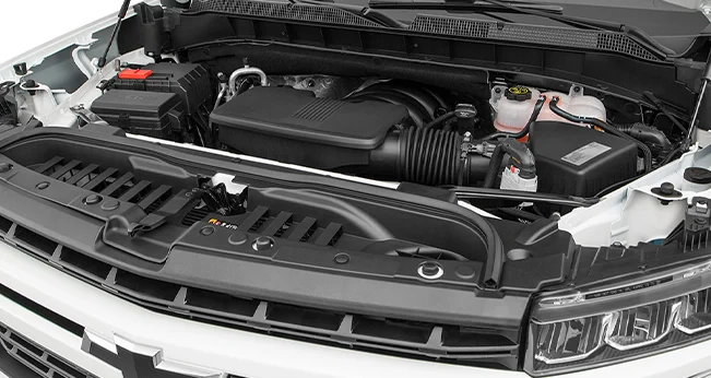 Chevrolet Silverado 1500 vs. Ford F-150: Chevrolet Silverado Engine | CarMax