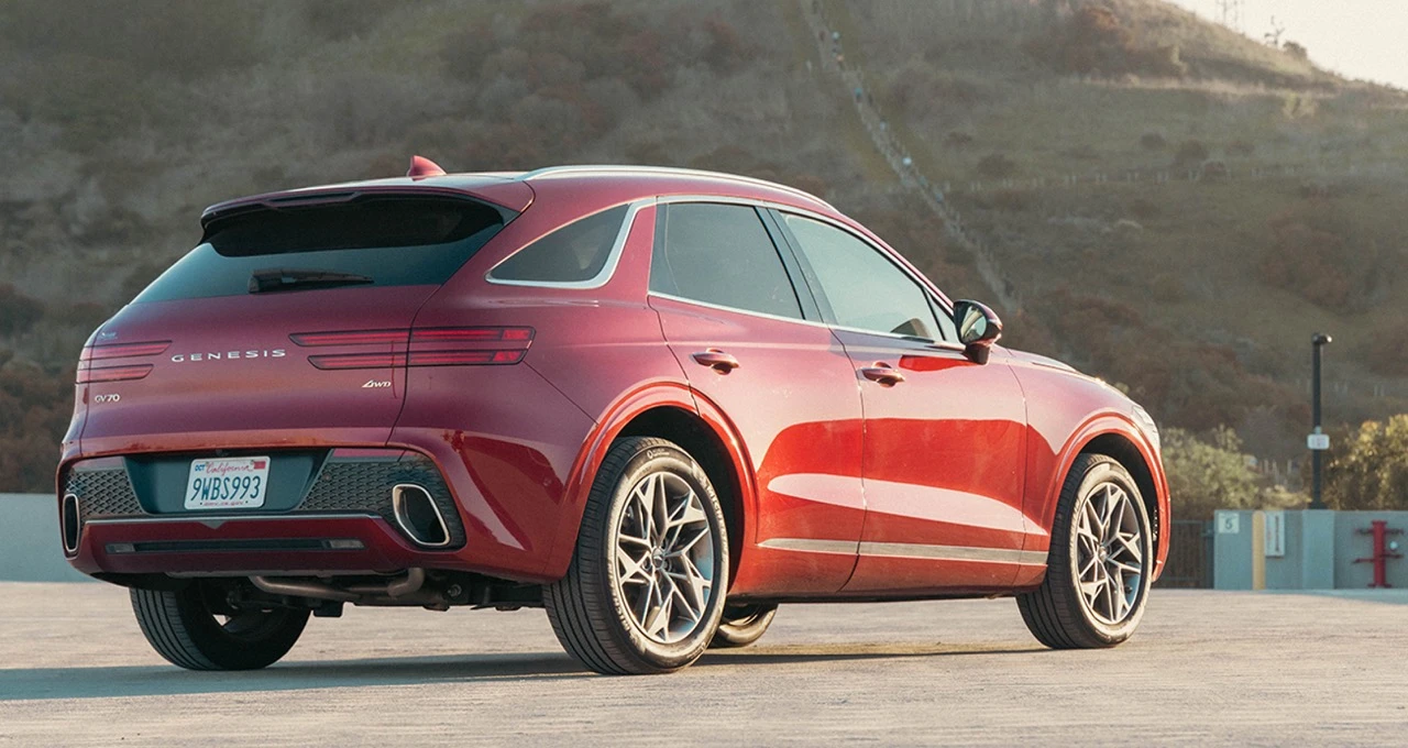 Genesis GV70 rear exterior