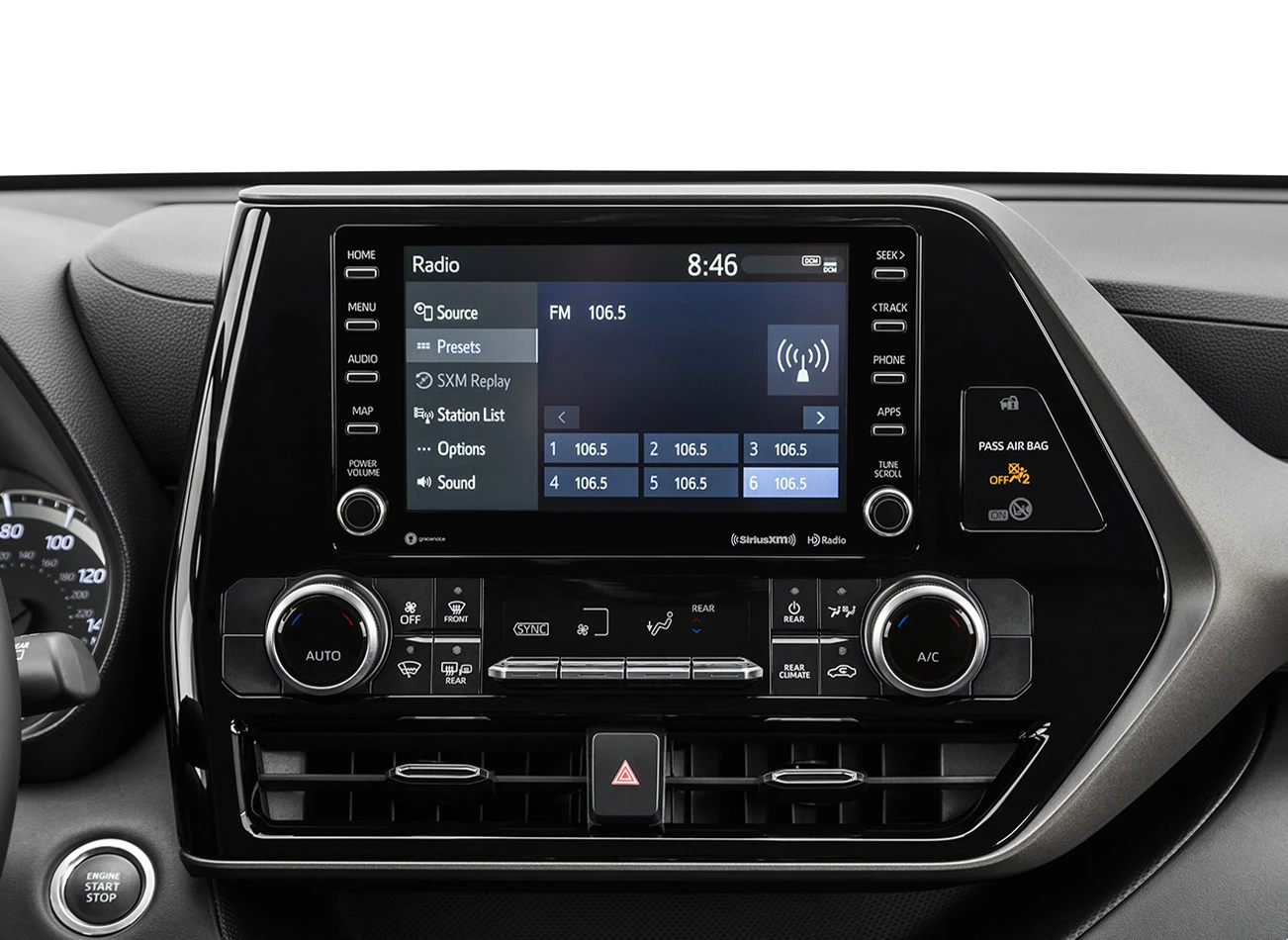 2022 Toyota Highlander: Infotainment touchscreen system | CarMax