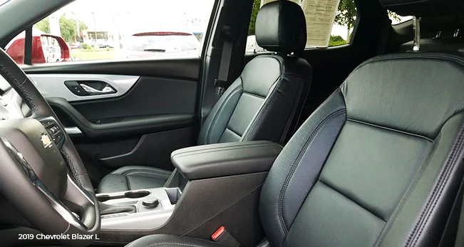 2020 Chevrolet Blazer: Front Seats | CarMax