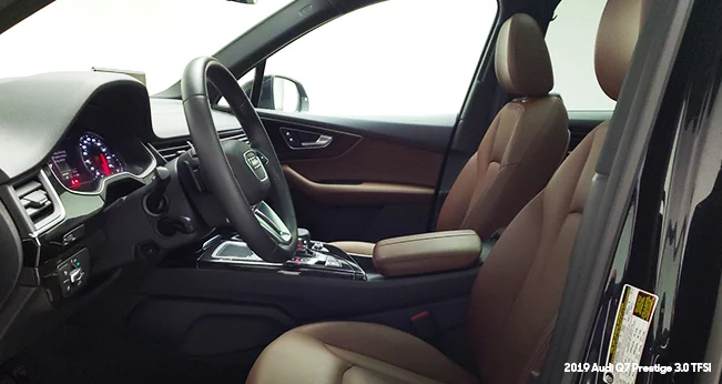 Audi Q7: Front Seats | CarMax