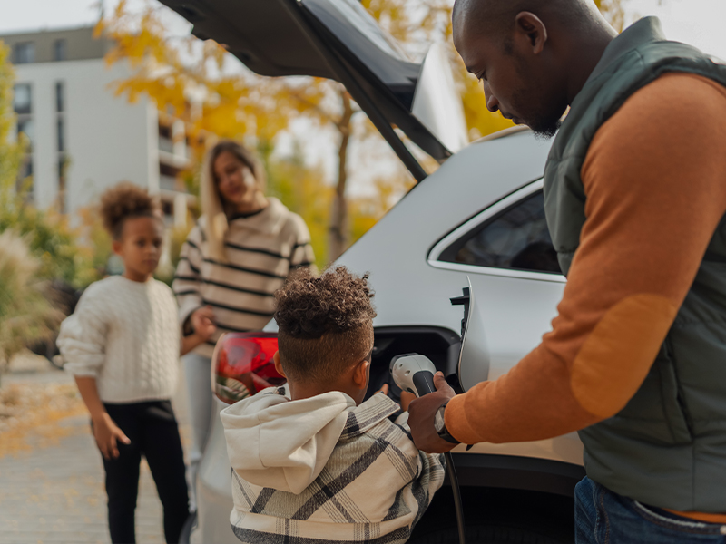 Electric Car Range: Family charging EV