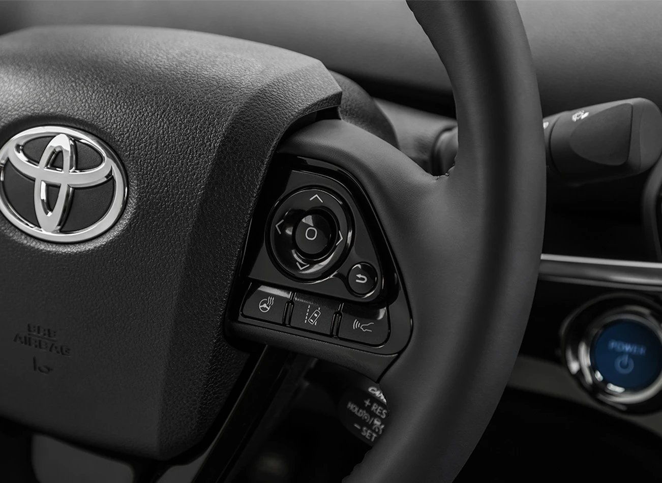2022 Toyota Prius: Steering wheel | CarMax