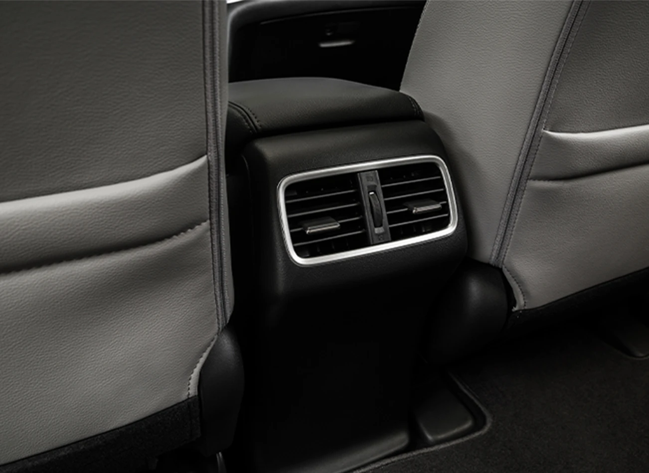 2016 Honda CR-V Review: Interior Trim | CarMax