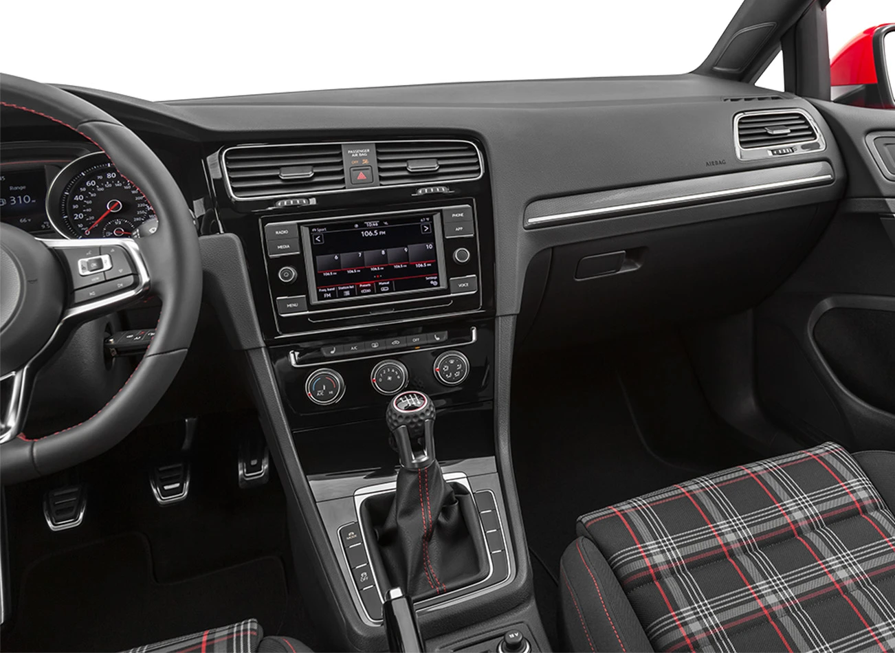 2020 Volkswagen Golf: Interior console | CarMax