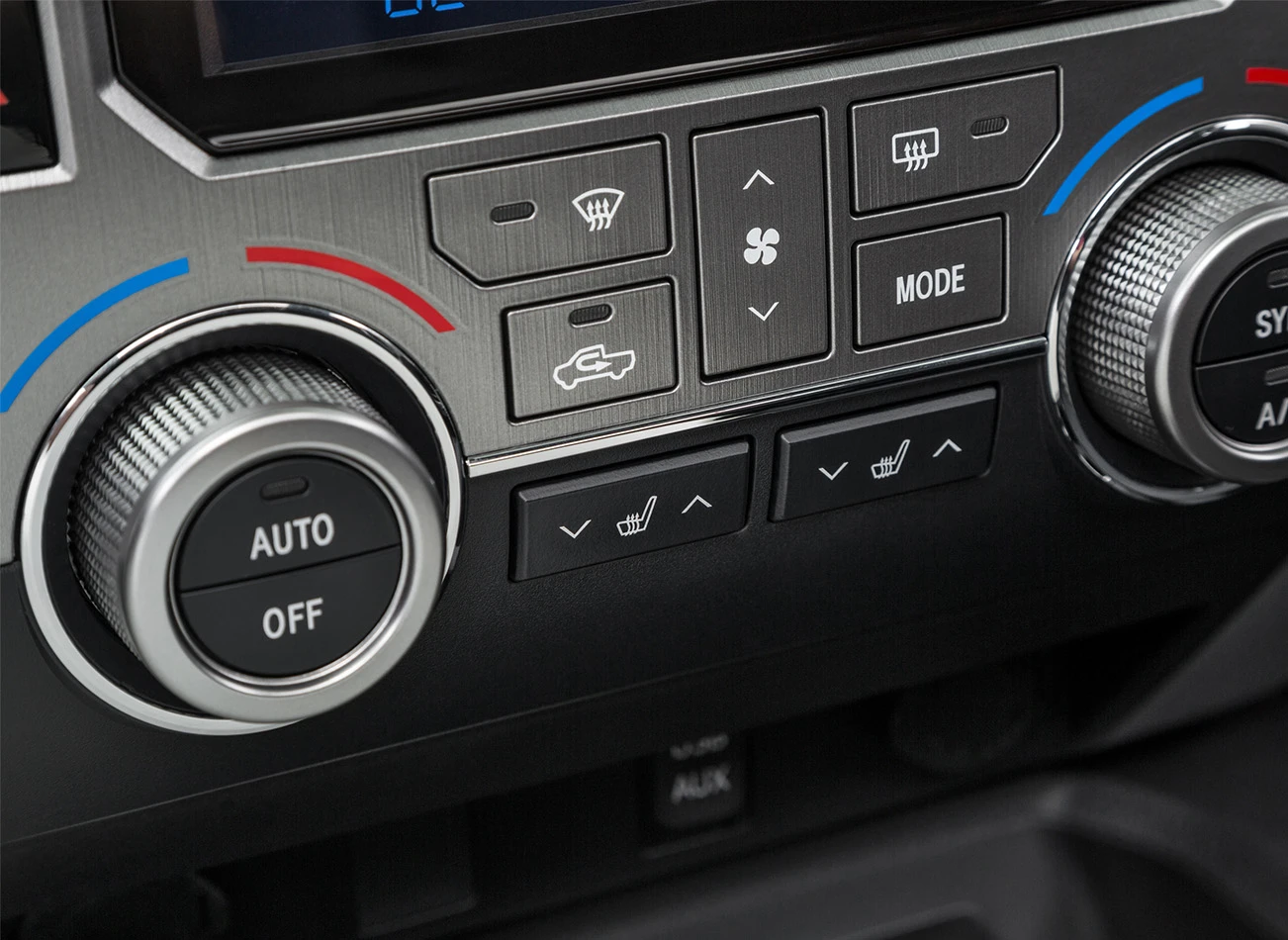 2016 Toyota Tundra: Heating system buttons | CarMax