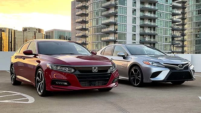 Ask the Expert: Should You Buy a Honda Accord or Toyota Camry?: Abstract | CarMax