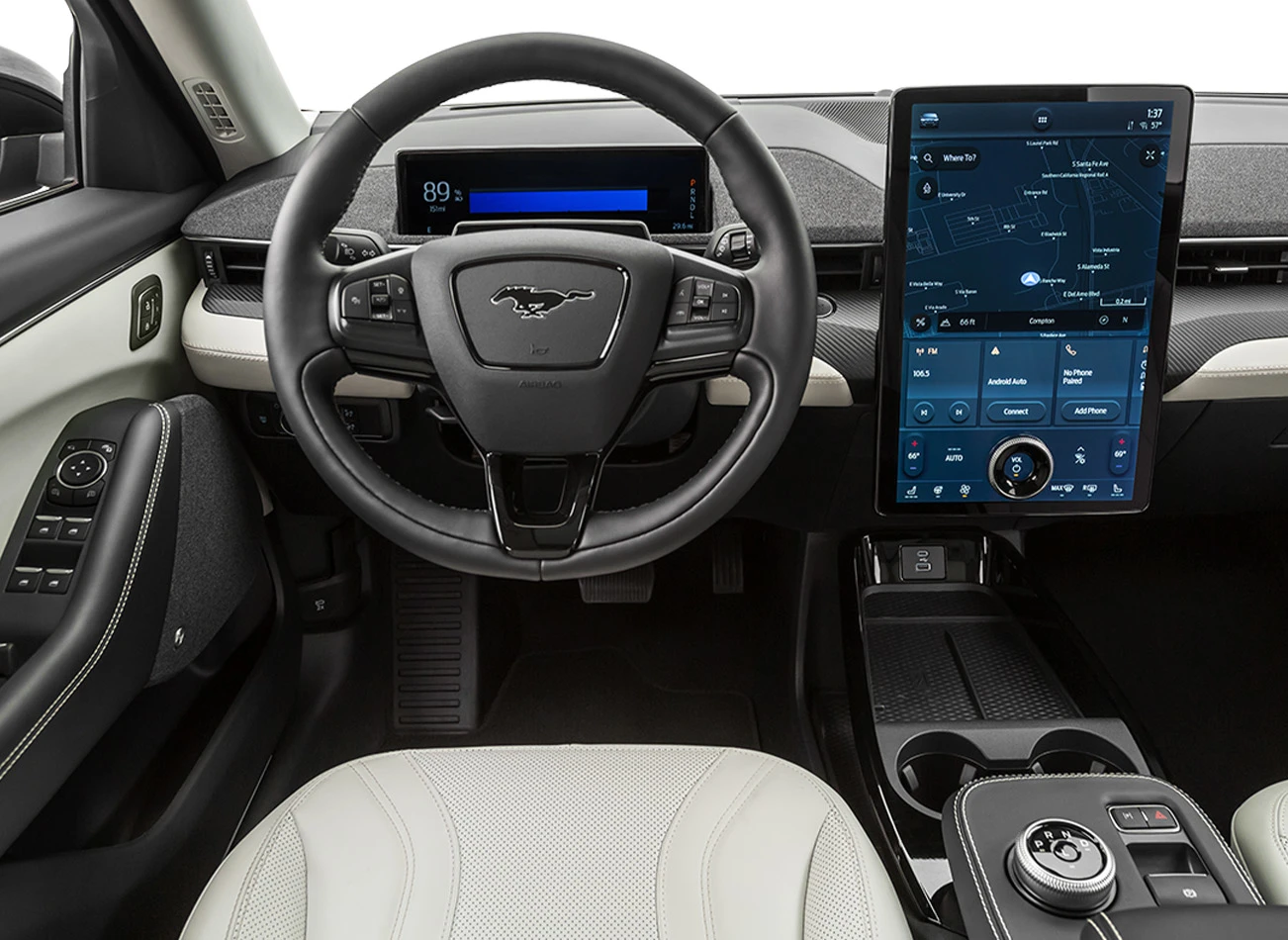 2021 Ford Mustang Mach-E: Steering wheel | CarMax