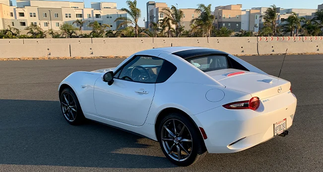 Ask the Experts: Should You Buy a Mazda MX-5 Miata?: Storage | CarMax