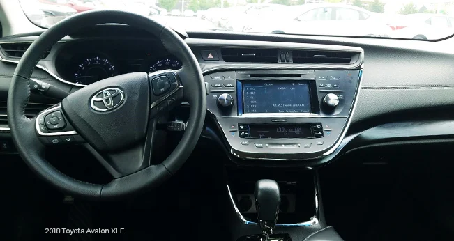 Toyota Avalon: Dash | CarMax