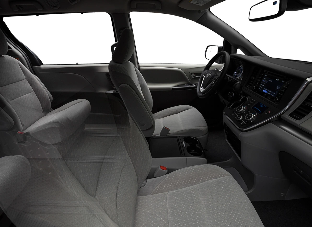 2020 Toyota Sienna: Driver seat | CarMax