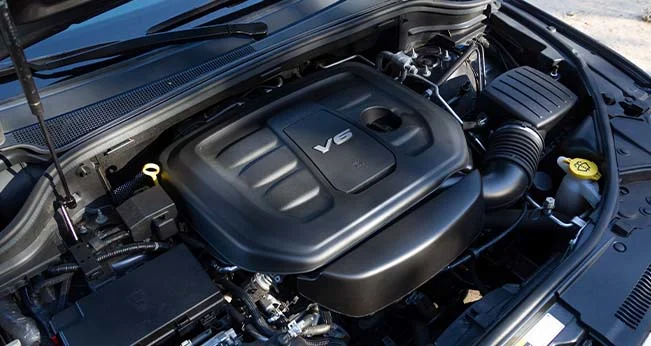 Jeep Grand Cherokee vs. Ford Explorer: Grand Cherokee Engine | CarMax