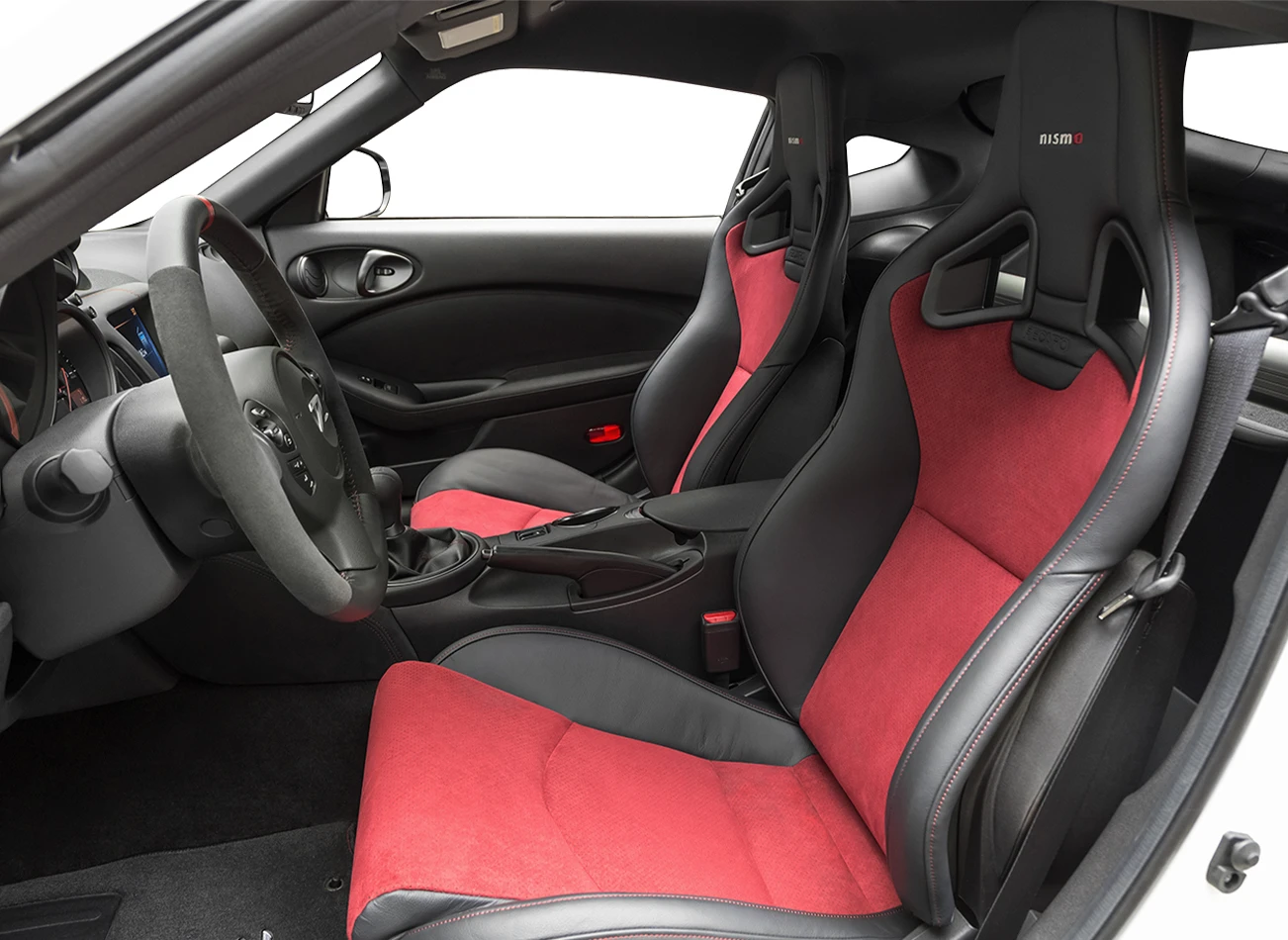  2020 Nissan 370Z: Front seats | CarMax