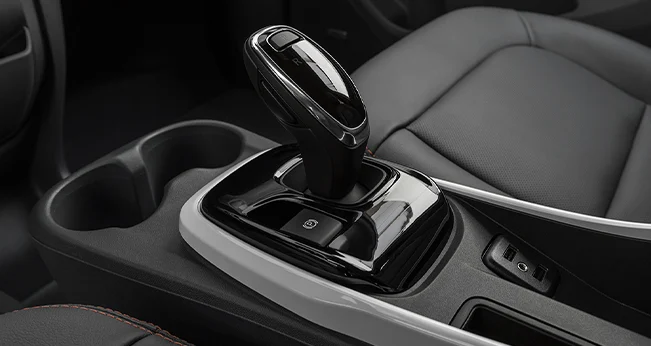 Chevrolet Bolt vs. Nissan Leaf: Chevrolet Bolt Performance | CarMax