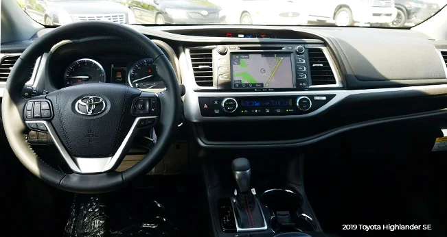 2020 Toyota Highlander: Tech Dash | CarMax