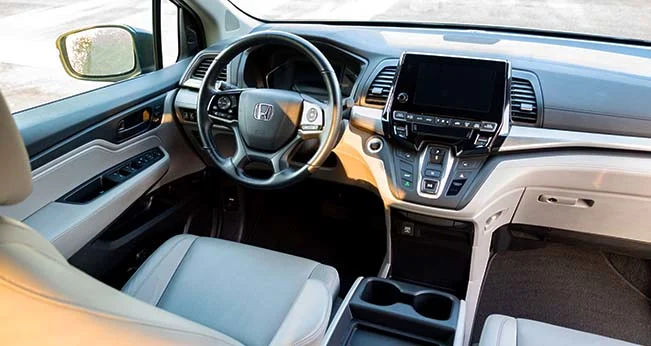 2019 Honda Odyssey Review: Dashboard | CarMax