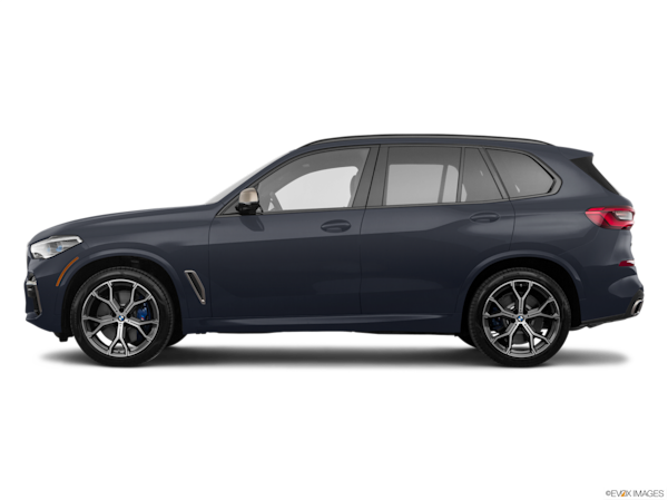 Luxury - BMW X5 M50i
