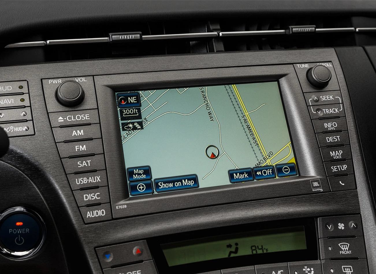 2015 Toyota Prius: Infotainment system | CarMax