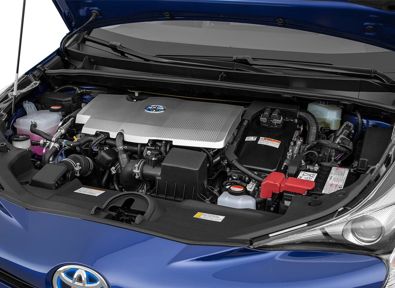2017 Toyota Prius Review: Engine | CarMax
