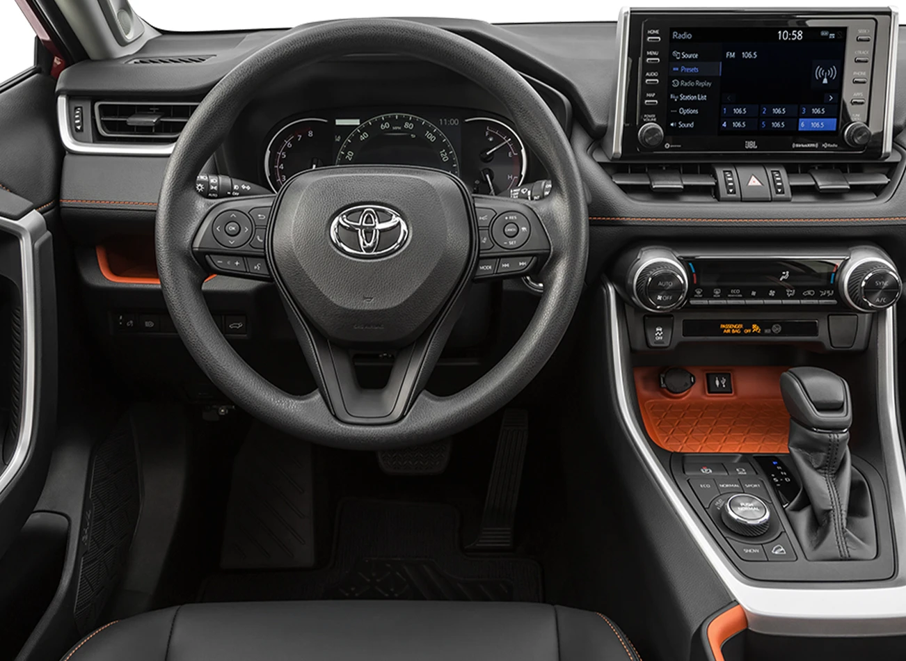 2020 Toyota RAV4: Dashboard | CarMax