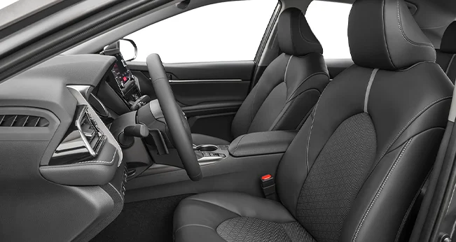 Nissan Maxima vs. Toyota Camry: Toyota Camry Features and Trim Options | CarMax