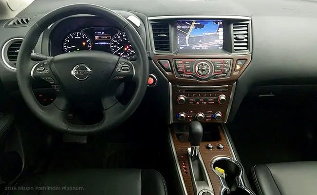 Nissan Pathfinder: Dashboard | CarMax
