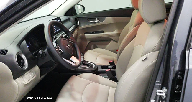 Kia Forte: Front Seats | CarMax