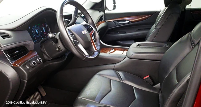 2019 Cadillac Escalade: Front Seats | CarMax