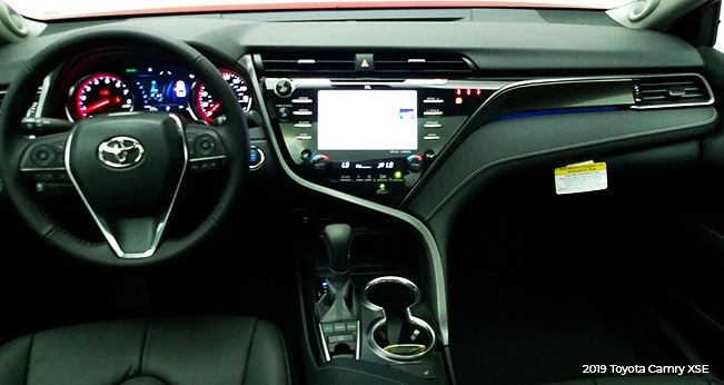2020 Toyota Camry: Tech Dash | CarMax
