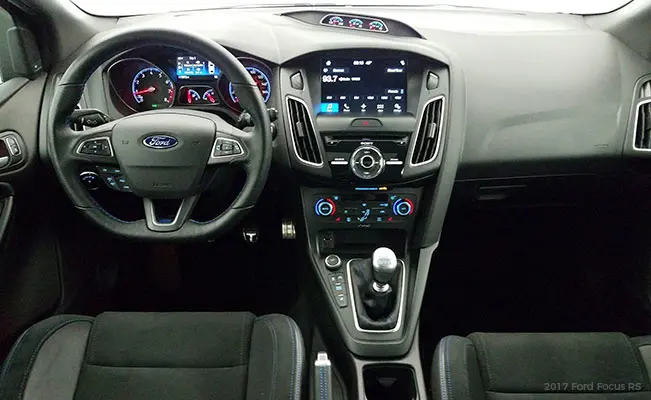 Ford Focus RS: Dashboard | CarMax