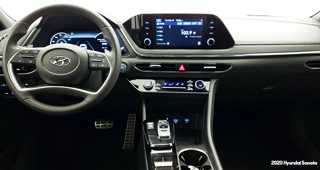 2020 Hyundai Sonata:Dash | CarMax