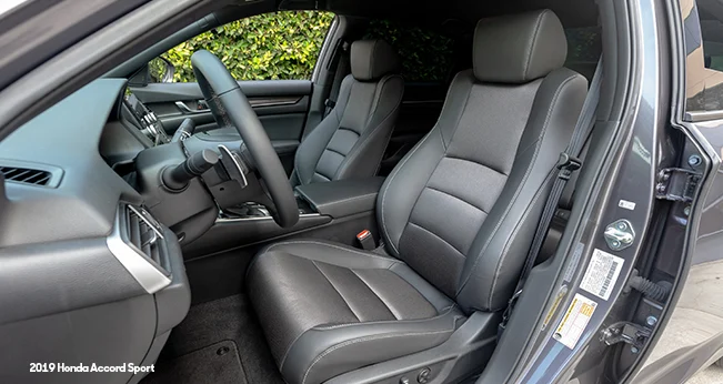 Ask the Expert: Should You Buy a Honda Civic or Accord?: Honda Accord Front Seat | CarMax