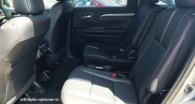 2020 Toyota Highlander: Backseats | CarMax