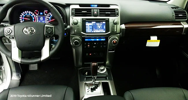 Toyota 4Runner: Tech Dash | CarMax