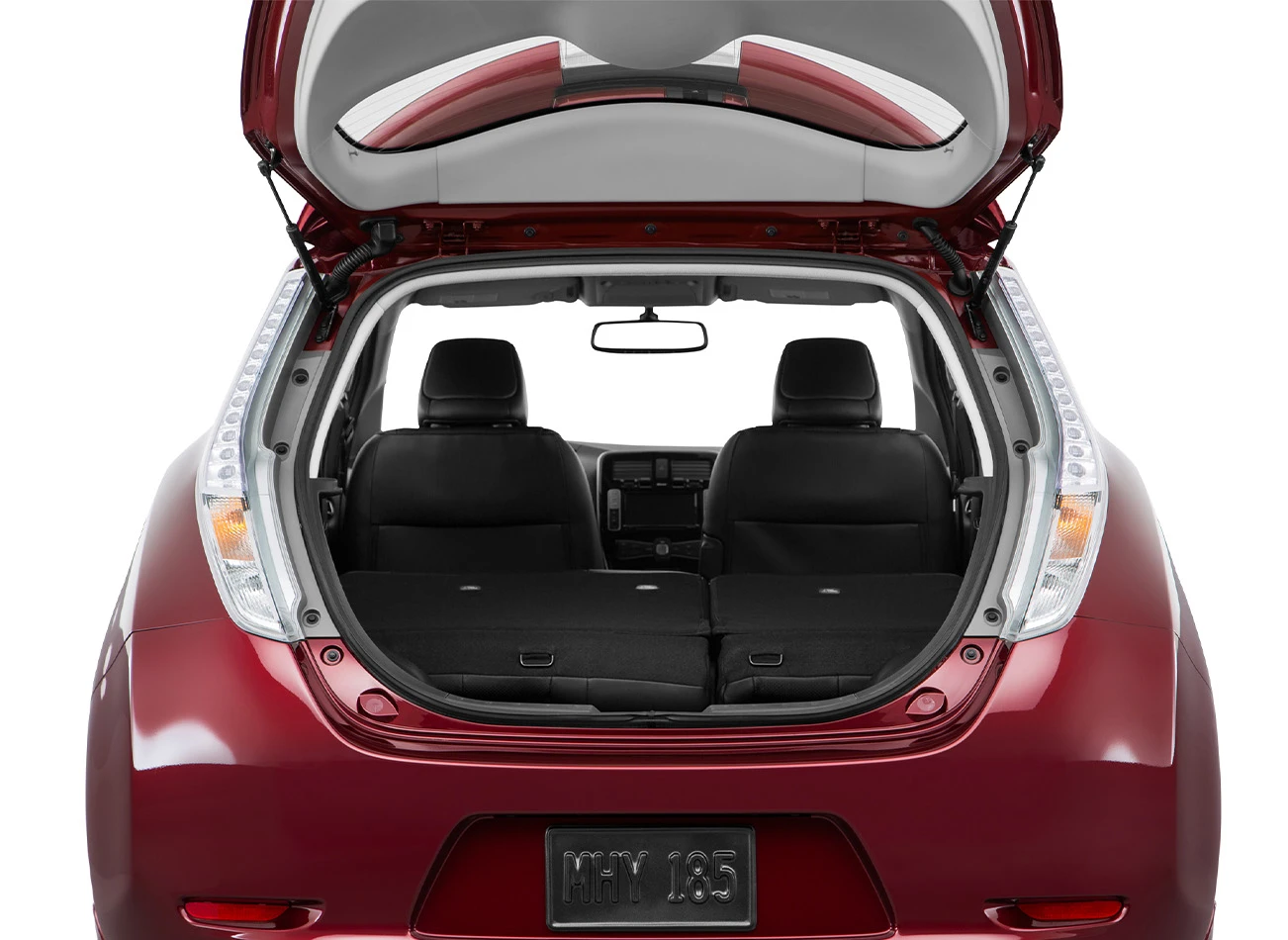 2017 Nissan Leaf Review: Cargo | CarMax